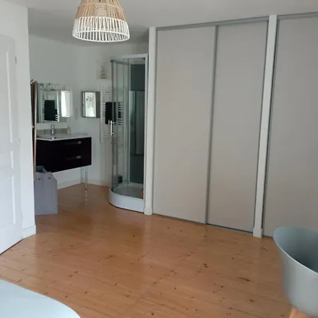 Le Cosy Apartman Hiersac